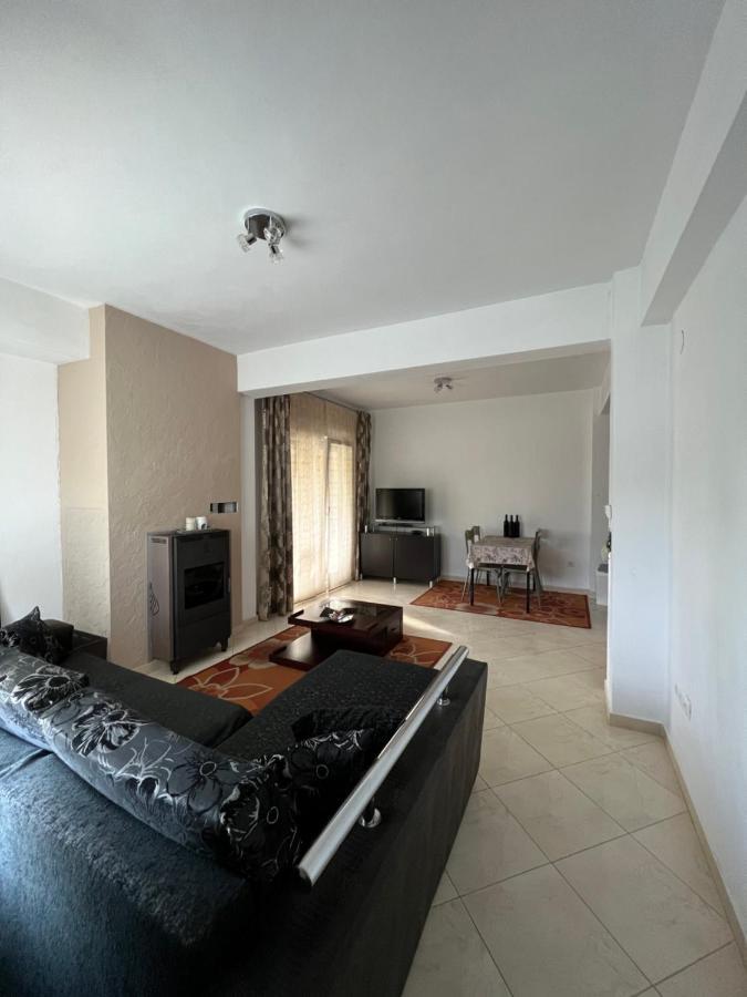 Elani Villa"S Exterior photo